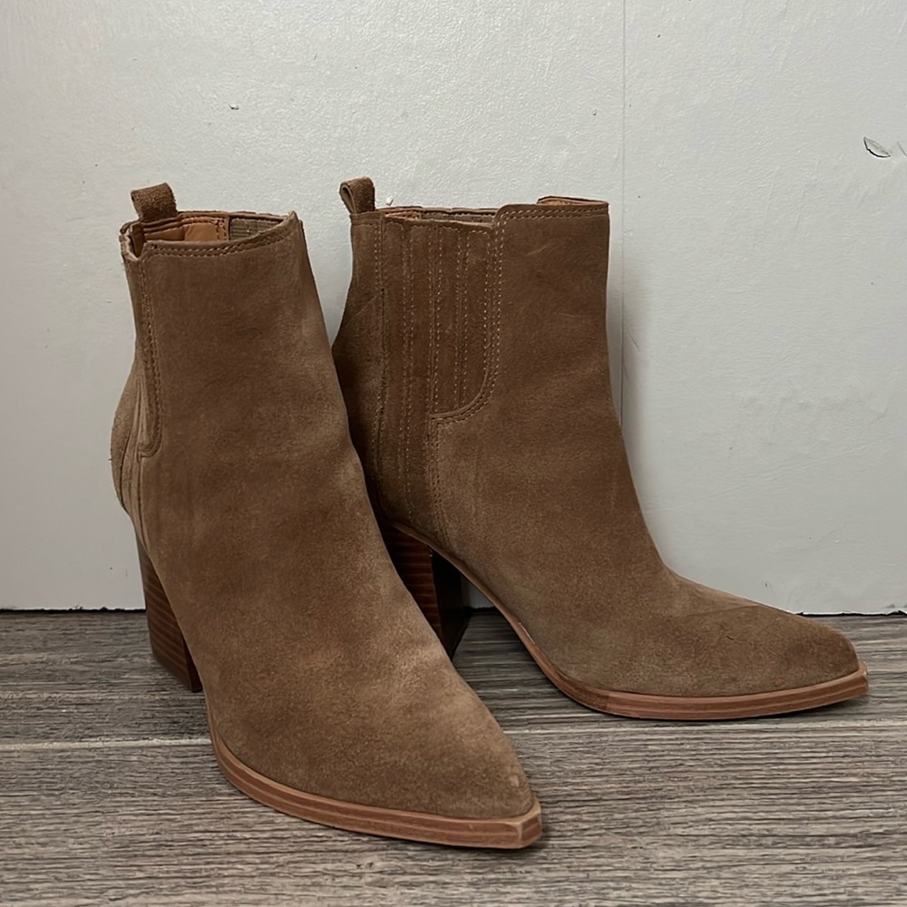 Marc Fisher Oshay Boot Size 6 Tan